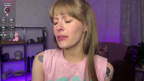 RoosaMoore online show from 04-18-26, 03:16