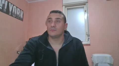 Snapshot of rosario1212 chatting on 12-27-24, 01:43 Rosario online show from 12-27-24, 01:43