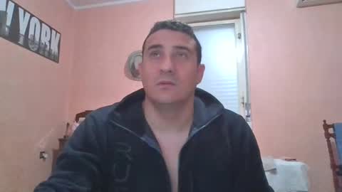 Snapshot of rosario1212 chatting on 03-06-25, 04:52 Rosario online show from 03-06-25, 04:52