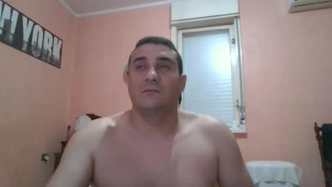 Snapshot of rosario1212 chatting on 10-23-25, 10:52 Rosario online show from 10-23-25, 10:52