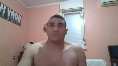 Snapshot of rosario1212 chatting on 11-19-25, 11:38 Rosario online show from 11-19-25, 11:38