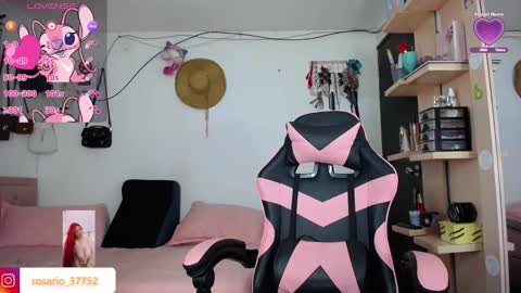 rosario_1996 online show from 10-30-25, 05:20