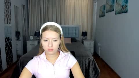 RosaRising online show from 06-06-26, 04:39