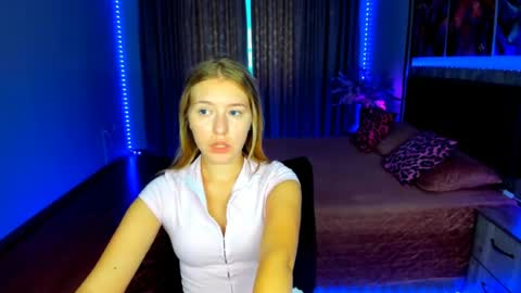 Snapshot of rosarising chatting on 07-25-26, 09:07 RosaRising online show from 07-25-26, 09:07