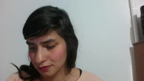 Snapshot of rosasvioletas chatting on 09-14-25, 03:38 rosasvioletas online show from 09-14-25, 03:38