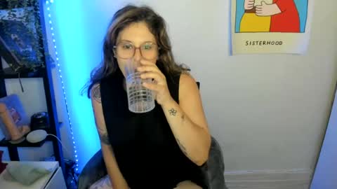 rose257044 online show from 07-12-26, 11:01