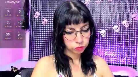 Snapshot of rose_72 chatting on 11-19-25, 07:47 Ally online show from 11-19-25, 07:47