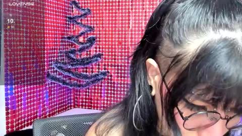 Snapshot of rose_72 chatting on 01-17-26, 08:45 Ally online show from 01-17-26, 08:45