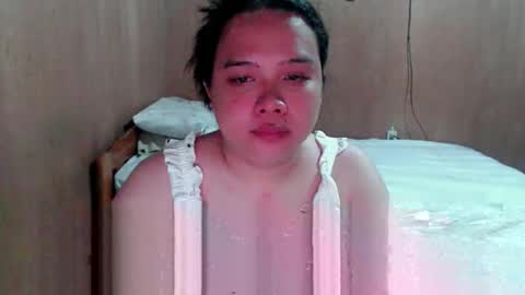 Danielle online show from 05-20-26, 01:06
