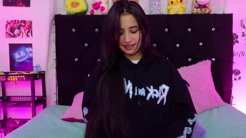 Rose online show from 01-18-26, 04:27