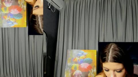 Snapshot of roseblanche2k chatting on 12-21-24, 02:30 Florin online show from 12-21-24, 02:30