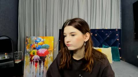 Snapshot of roseblanche2k chatting on 01-05-25, 11:12 Florin online show from 01-05-25, 11:12