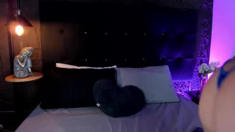 Snapshot of roseblossom_ chatting on 02-14-26, 01:08 Rose online show from 02-14-26, 01:08