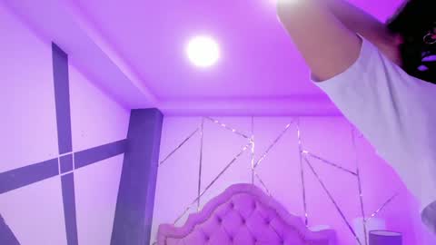 Snapshot of rosecassie chatting on 12-30-24, 07:21 Rose online show from 12-30-24, 07:21