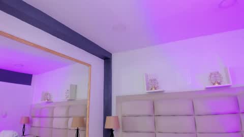 Snapshot of rosecassie chatting on 02-12-25, 07:13 Rose online show from 02-12-25, 07:13