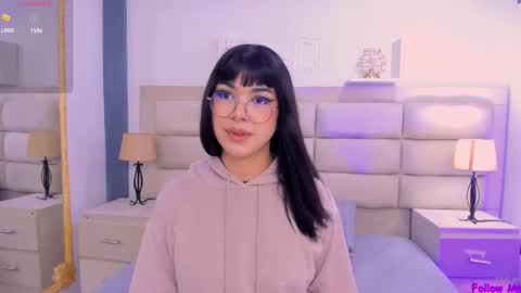 Snapshot of rosecassie chatting on 03-01-25, 02:34 Rose online show from 03-01-25, 02:34