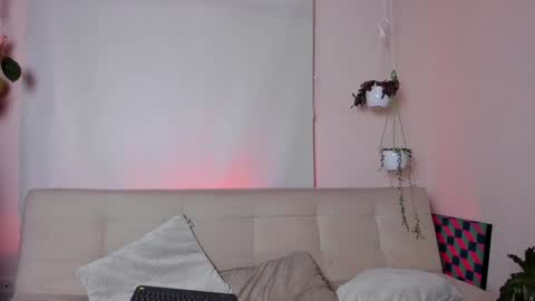 Snapshot of roselinedior chatting on 01-30-25, 12:59 Lyla OF roselinedior online show from 01-30-25, 12:59