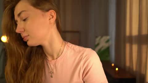 Elsa online show from 10-27-25, 04:16