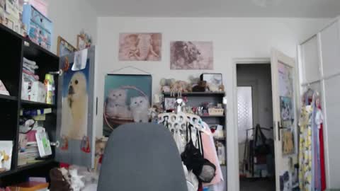 Rose online show from 11-13-25, 11:42