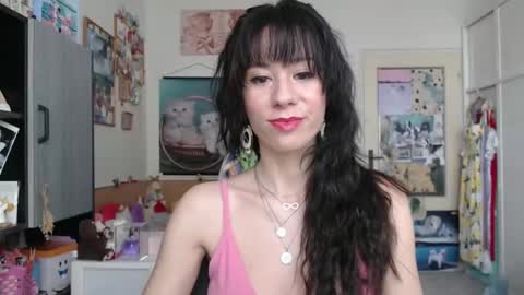 Rose online show from 04-21-26, 10:43