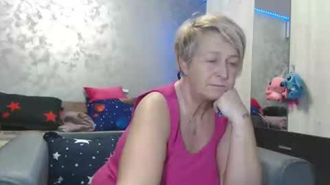 Lovepinklilly online show from 03-23-26, 06:34