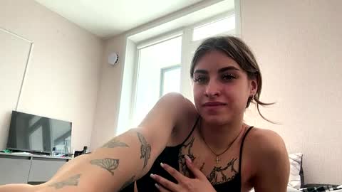 Snapshot of rosettadangelis chatting on 04-11-26, 07:45 Rosetta online show from 04-11-26, 07:45