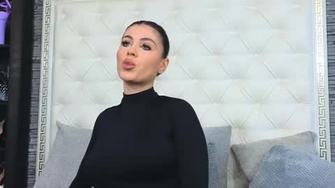 Gabriela online show from 01-13-26, 07:57