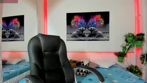 Snapshot of rosi_cooper chatting on 02-23-25, 11:22 rosi_cooper online show from 02-23-25, 11:22