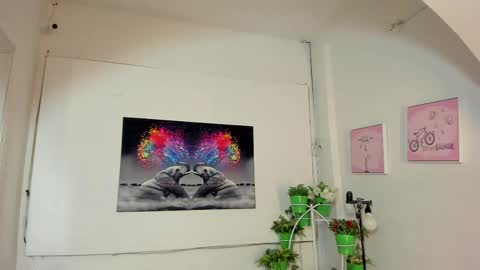 Snapshot of rosi_cooper chatting on 10-11-25, 10:47 rosi_cooper online show from 10-11-25, 10:47