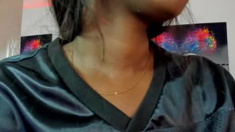 Snapshot of rosi_cooper chatting on 02-22-26, 11:31 rosi_cooper online show from 02-22-26, 11:31