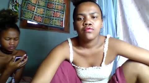 rosia22 online show from 09-27-25, 12:10