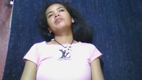 rosia685234 online show from 03-04-25, 04:06