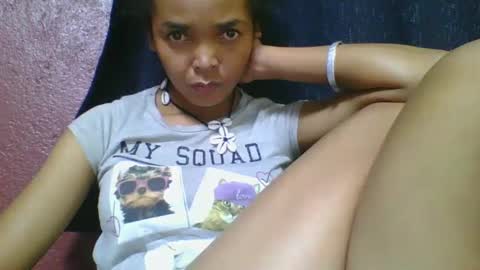 rosia685234 online show from 03-05-25, 07:27