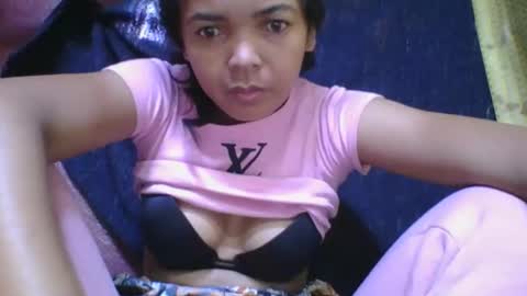 rosia685234 online show from 11-07-25, 03:06