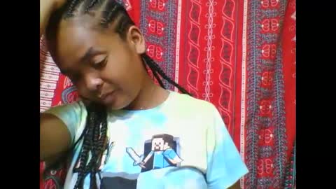 Snapshot of rosia685234 chatting on 05-06-26, 07:19 rosia685234 online show from 05-06-26, 07:19