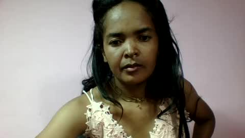 rosia685234 online show from 07-05-26, 05:09