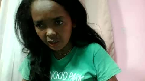 rosia685234 online show from 07-17-26, 08:32