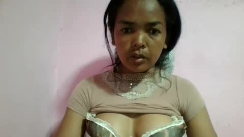 rosia685234 online show from 07-27-26, 02:29