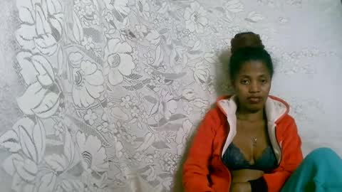 rosia online show from 10-22-25, 11:04