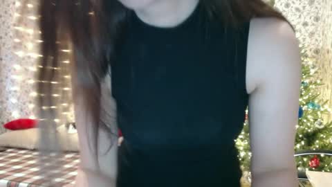 Snapshot of rosierosa chatting on 12-21-24, 04:41 Rosie is waiting for YOU online show from 12-21-24, 04:41