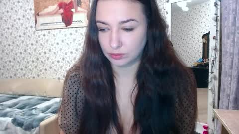 Snapshot of rosierosa chatting on 10-27-25, 04:16 Rosie is waiting for YOU online show from 10-27-25, 04:16