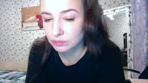 Snapshot of rosierosa chatting on 10-28-25, 04:49 Rosie is waiting for YOU online show from 10-28-25, 04:49