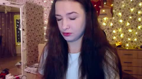 Snapshot of rosierosa chatting on 11-18-25, 03:34 Rosie is waiting for YOU online show from 11-18-25, 03:34