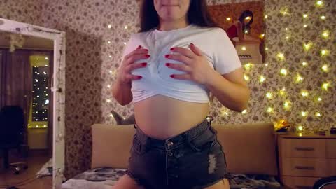 Snapshot of rosierosa chatting on 11-21-25, 04:44 Rosie is waiting for YOU online show from 11-21-25, 04:44