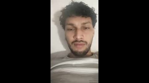 Snapshot of roskof69 chatting on 02-04-25, 02:28 Ribuu online show from 02-04-25, 02:28