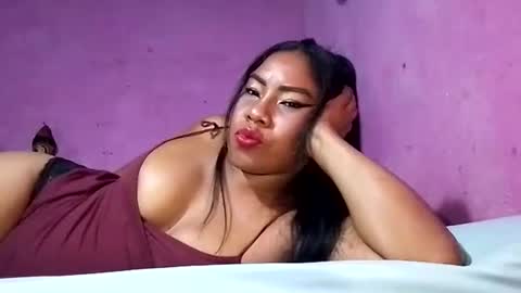 Snapshot of rosmerynava chatting on 01-28-25, 03:57 rosmerynavarro online show from 01-28-25, 03:57