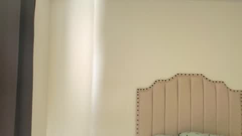 Snapshot of ross_bakerhot chatting on 11-26-25, 02:40 Ross BakerHot online show from 11-26-25, 02:40