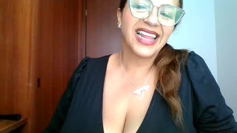 Rossana  online show from 03-27-26, 01:00