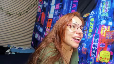 Snapshot of rosse_25 chatting on 02-08-25, 04:14 Would you like to help me with supplementation and sports suits so I can compete in powerlifting online show from 02-08-25, 04:14