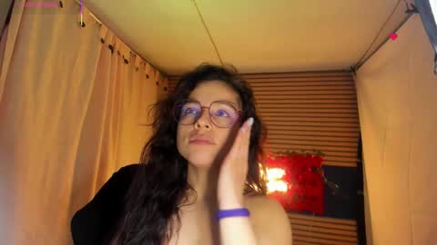 Snapshot of rosse_25 chatting on 01-05-26, 05:27 Would you like to help me with supplementation and sports suits so I can compete in powerlifting online show from 01-05-26, 05:27